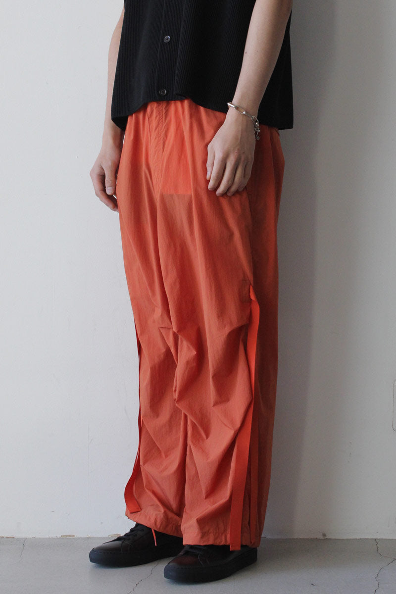 RECYCLING NYLON PARACHUTE PANTS / ORANGE [20%OFF]