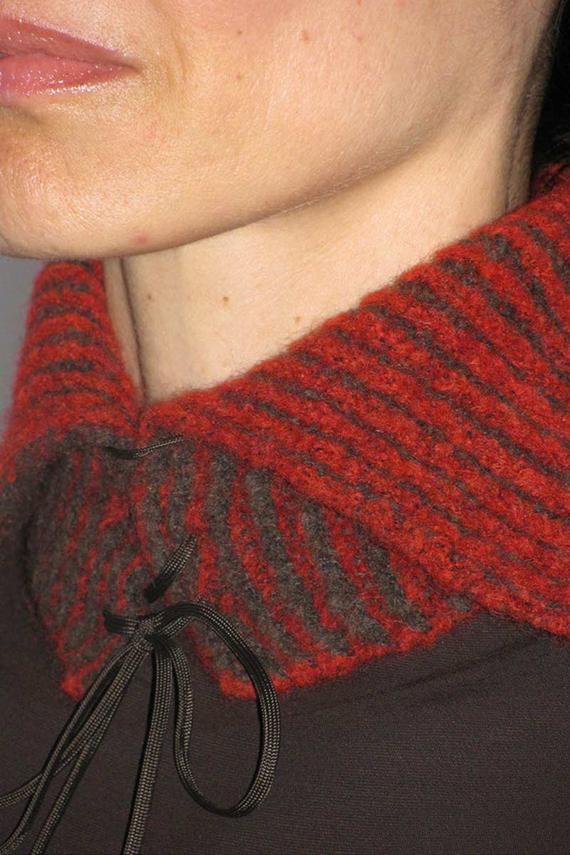 PALOMA WOOL | INGRID KNIT NECKLACE / RED レースアップニット付け襟