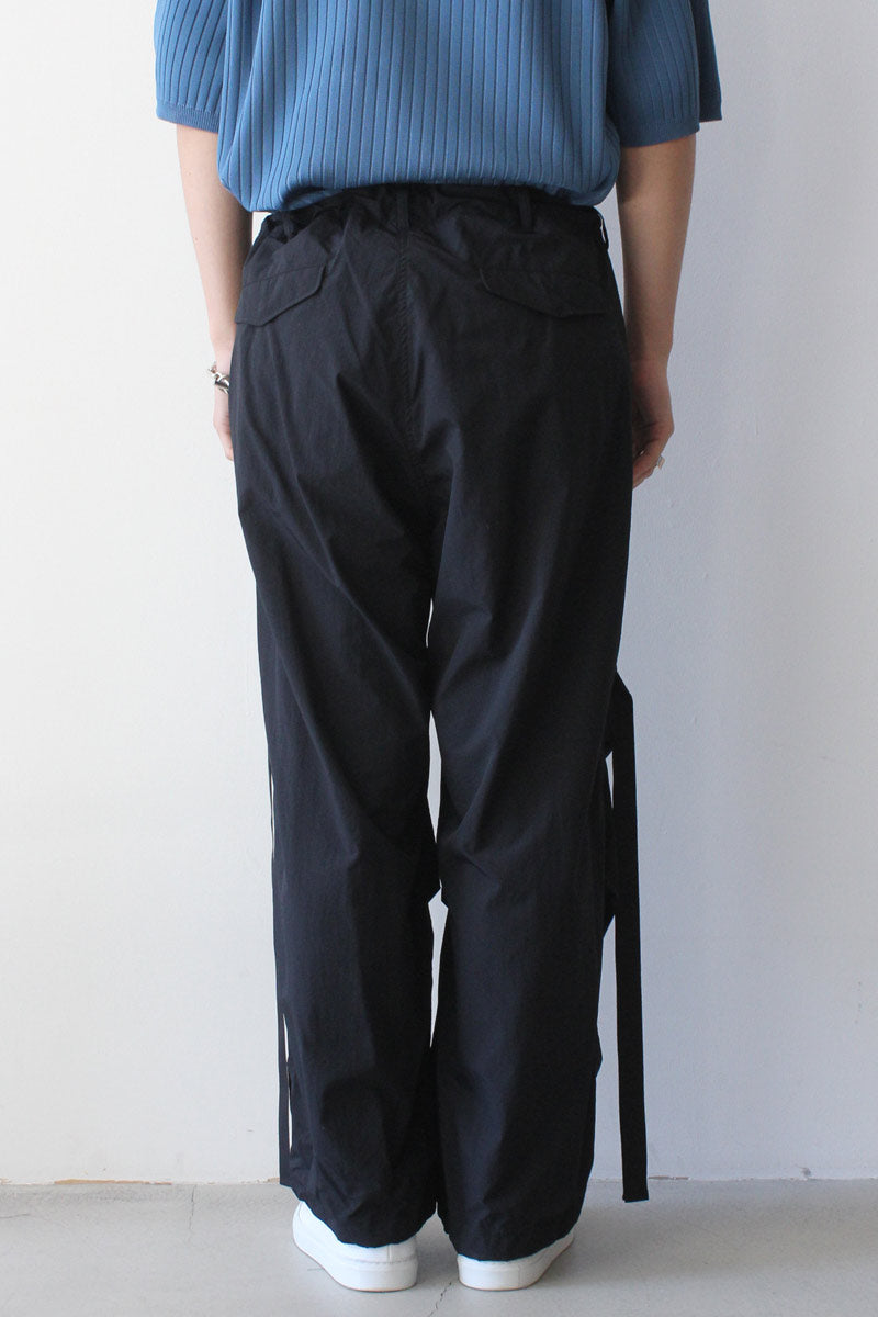 08 SIRCUS | RECYCLING NYLON PARACHUTE PANTS / BLACK リサイクル