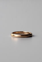 Load image into Gallery viewer, 10K GOLD RING 2.9G / GOLD