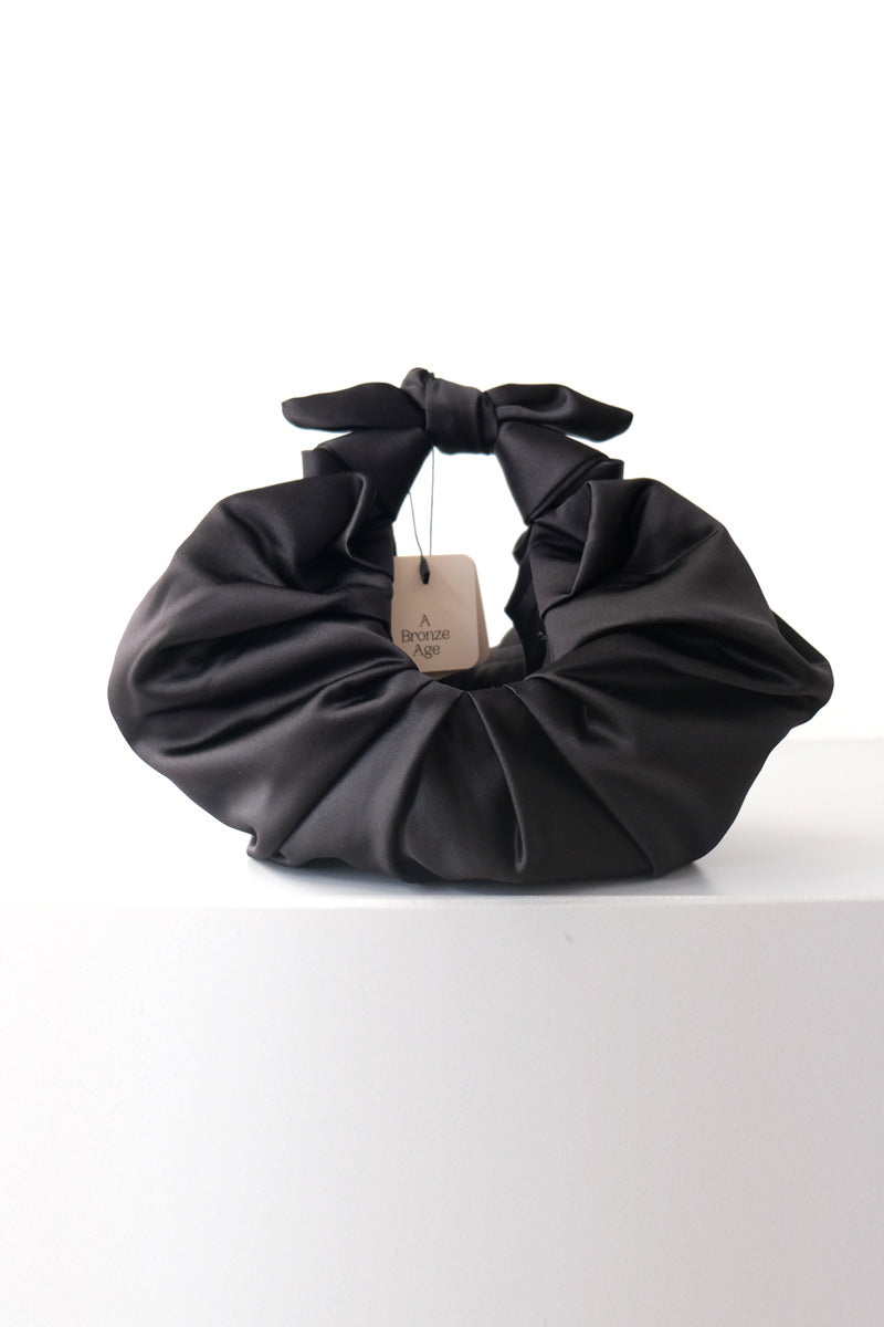 A BRONZE AGE | KIKU CROISSANT BAG / BLACK クロワッサンミニバッグ – STOCK