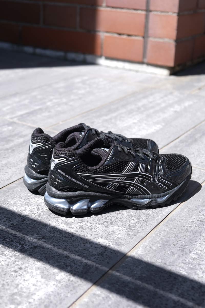 ASICS SPORTSTYLE | GEL-KAYANO 14 / BLACK/PURE SILVER ASICS SPORTSTYLE | GEL-KAYANO 14 / BLACK/PURE SILVER