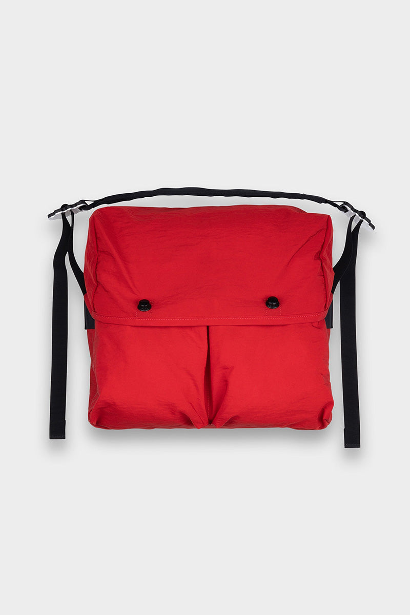 FEAR OF GOD 6TH ナイロン　メッセンジャー　バッグ Fear Of God シェル メッセンジャーバッグ | ブラック | FARFETCH JP