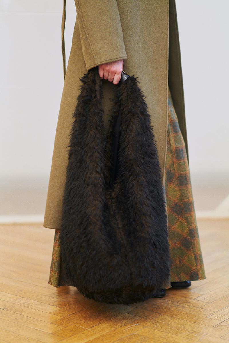 OUR LEGACY | DRIP BAG / OMBRE BROWN HAIRY WOOL ウールビッグ