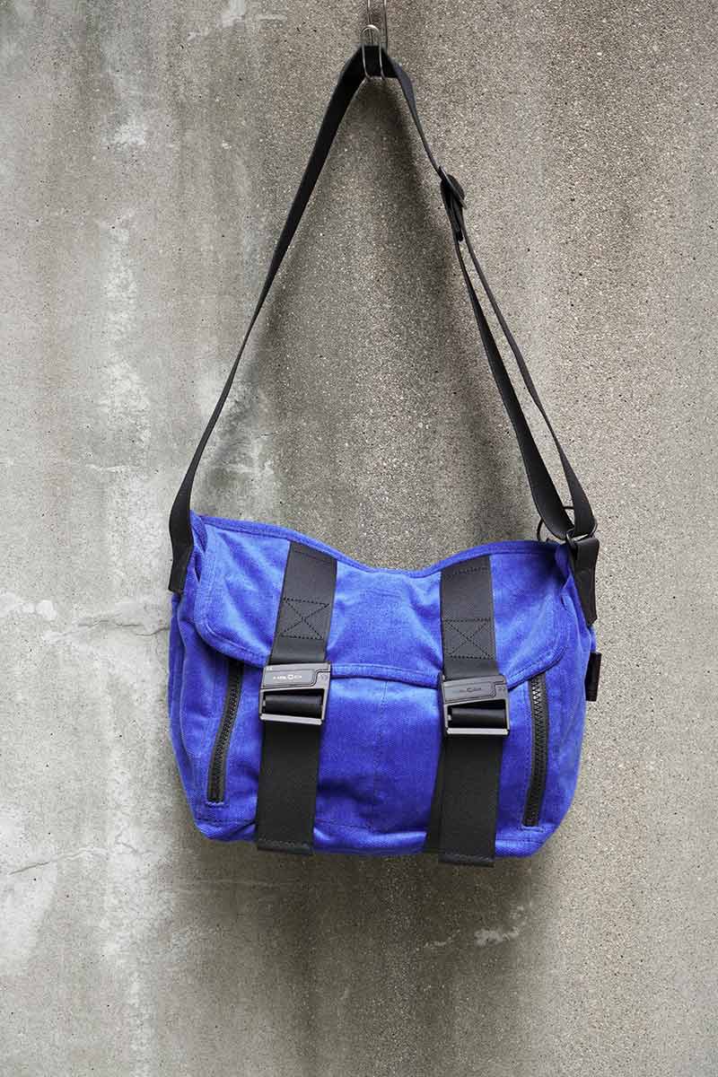 AMIACALVA | CORDUROY MESSENGER BAG(S) / BLUE コーデュロイ