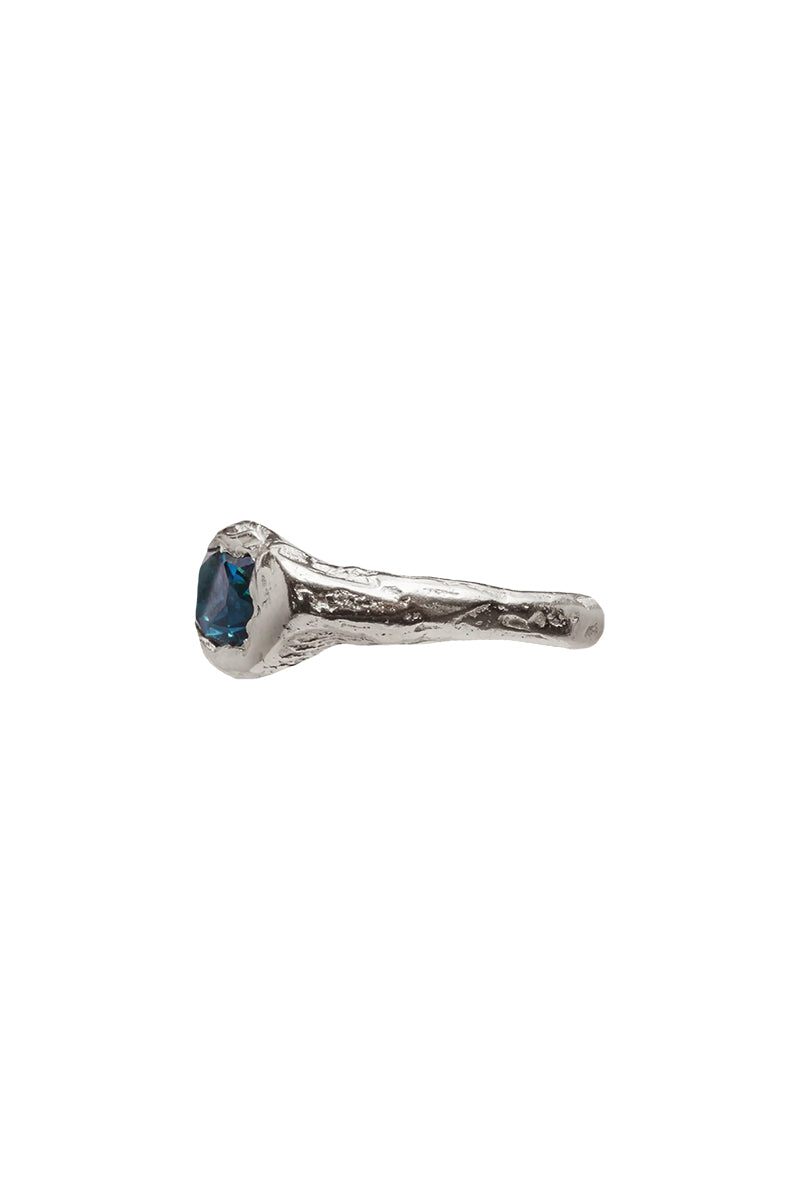 SIMUERO | FARO RING / 925 STERLING SILVER-SYNTHETIC BLUE TOPAZ