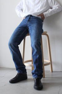 STRAIGHT CUT JEANS / BLUE CREASE [30%OFF]