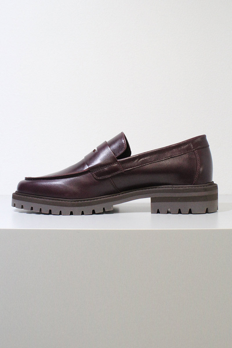 COMMON PROJECTS | LOAFER WITH LUG SOLE 2379 / OXBLOOD 3497 レザー
