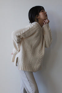 CABLE SWEATER / BONE WHITE WOOL [40%OFF]