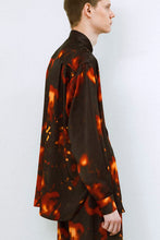 Load image into Gallery viewer, BOKASHI PRINT OVER SHIRT / RED