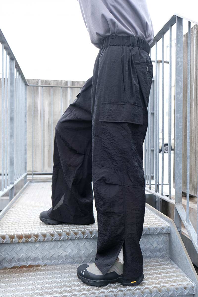비스코스 시어 오간자 와이드 카고 슬릿 팬츠 / 블랙 [20% 할인]