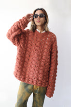 Load image into Gallery viewer, OTHELLO SWEATER / WARM BOUCLE