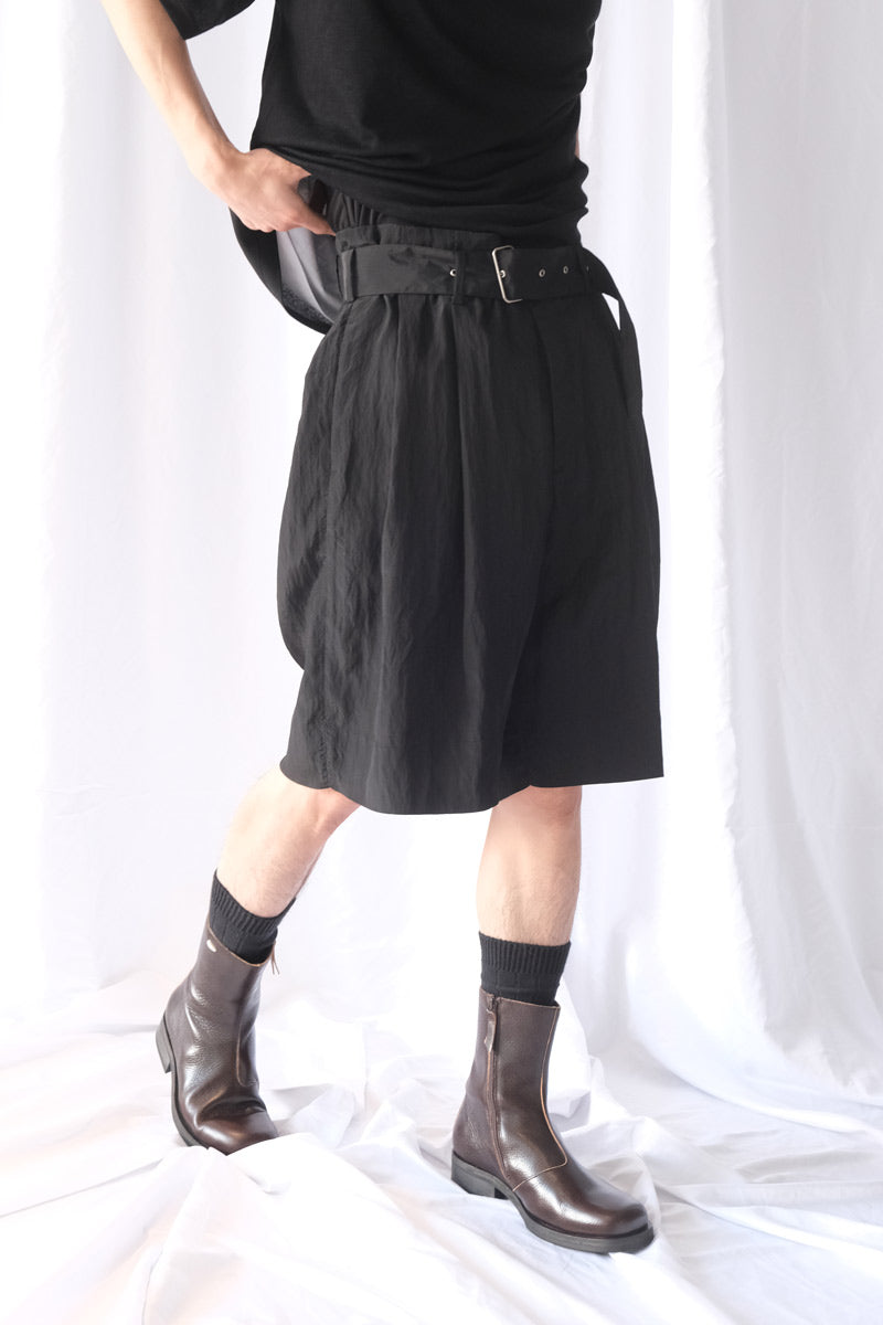 VISCOSE WASHER 2TUCK BELTED SHORTS / BLACK