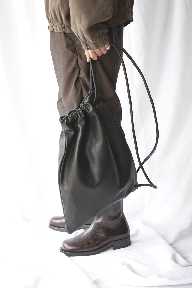 S18 NO.131 LEATHER GATHERED CROSSED BAG / BLACK [金沢店]