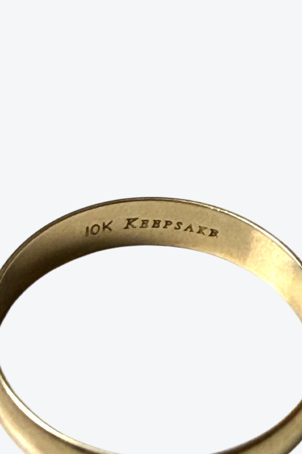 10K GOLD RING 1.81G / GOLD