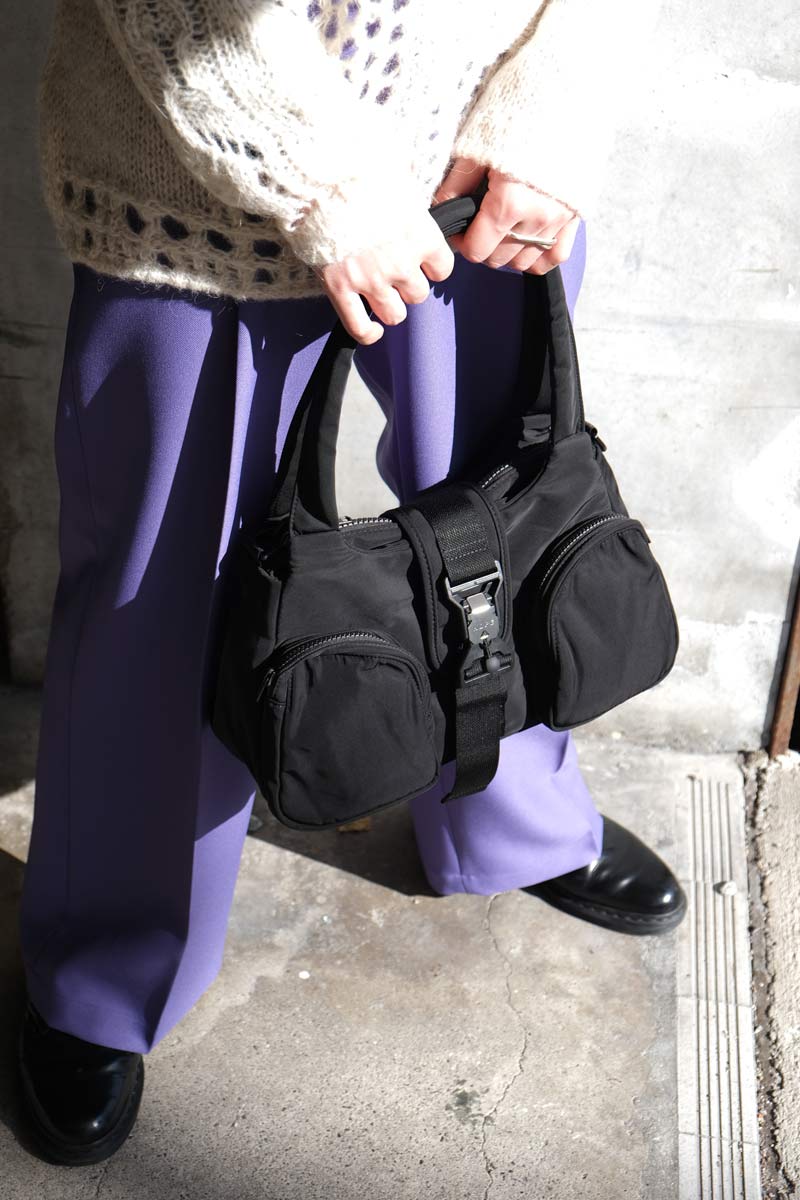 HANDBAG / BLACK