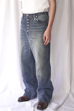 画像をギャラリービューアに読み込む, DROP DART VOLUME JEANS / AGED LIGHT BLUE