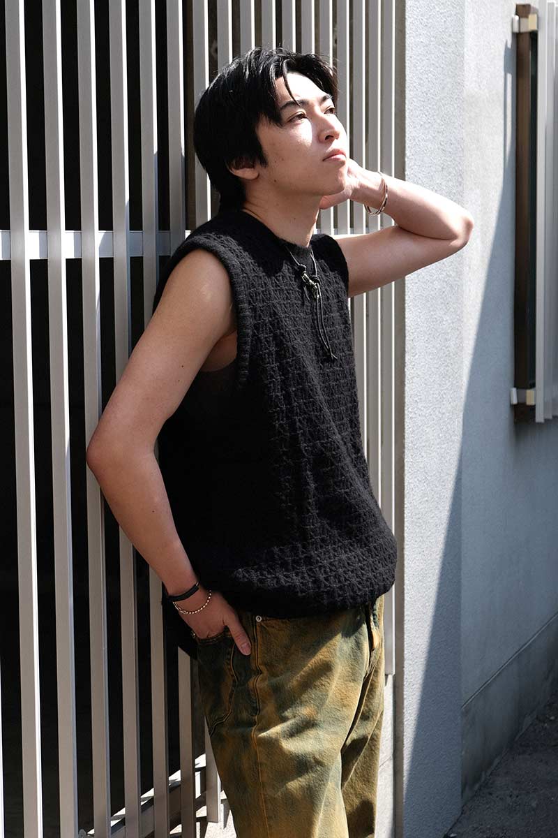 RIVER VEST / BLACK CASHMERE [50%OFF]