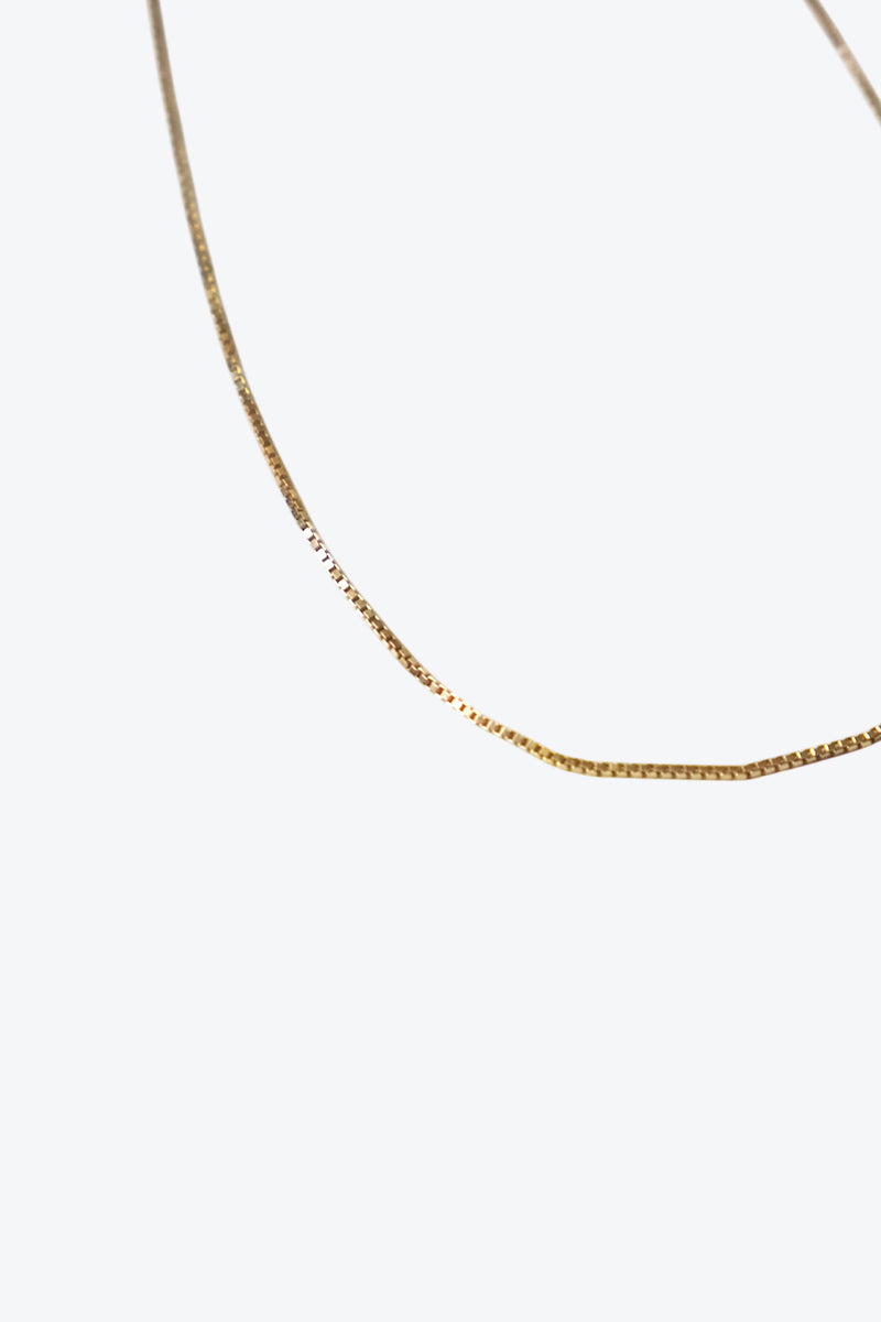 14K GOLD NECKLACE 2.2G / GOLD