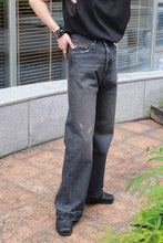 Load image into Gallery viewer, SKID JEANS / HEAVY BLACK VINTAGE