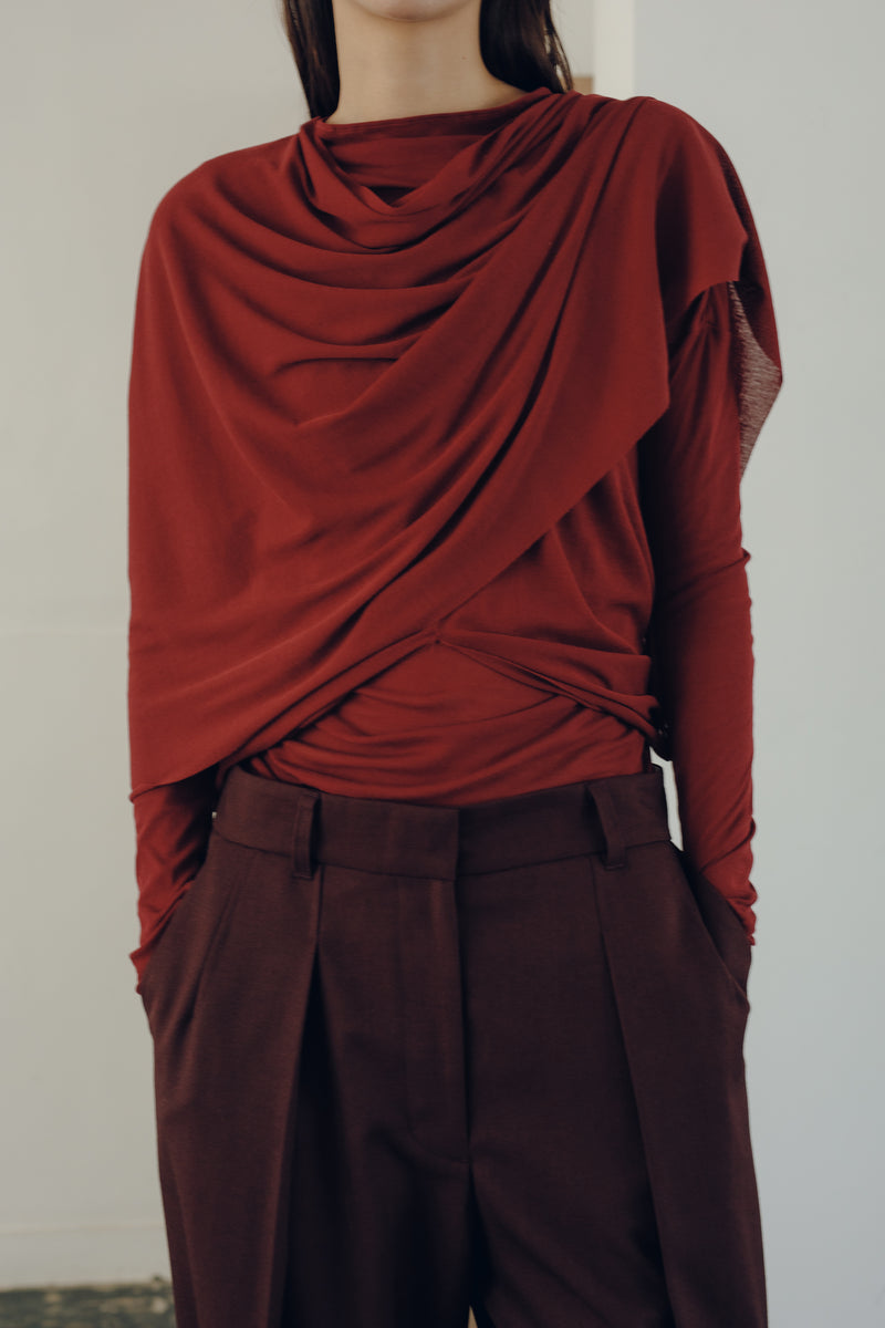 SHEER FRAISE SIDE TUCK TOP / WINE