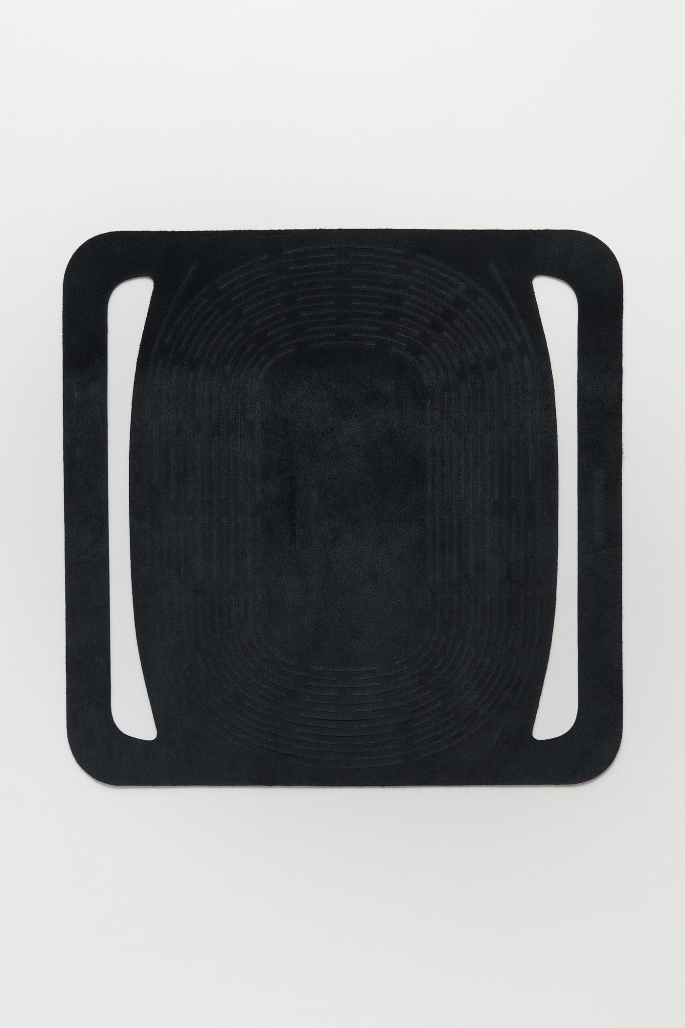 PICCOLA CUT BAG / SHIFTING INK GRITTY BULL HIDE [20%OFF]