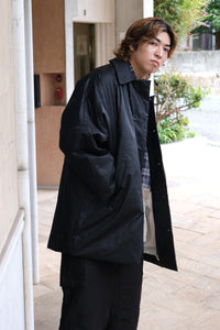 TRIANGLE COAT-LACQUED / BLACK