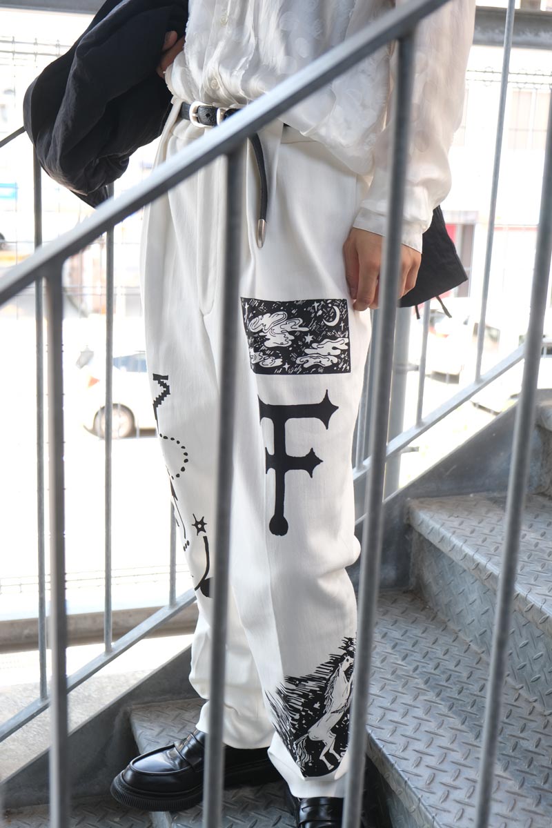 WIDE WAIST LOOP TROUSERS / WHITE WITH PAINTING [20% OFF]