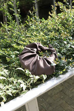 画像をギャラリービューアに読み込む, KIKU CROISSANT BAG / ROOT