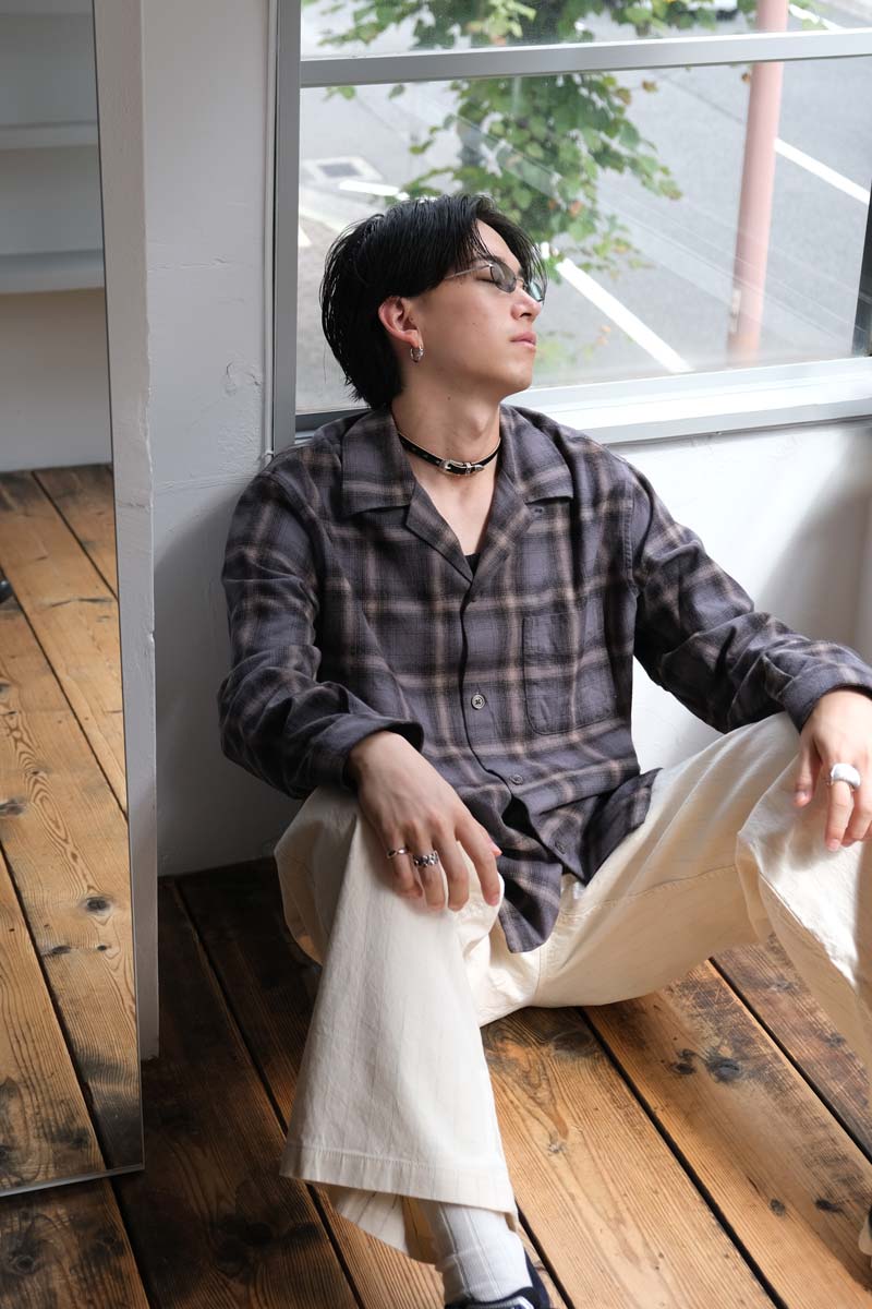 Our Legacy チェックシャツ サイズ46 グレー& ブルー系 Our Legacyブルーのチェックシャツ 46 【公式通販】