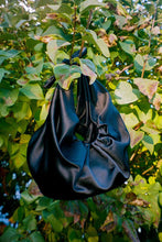Load image into Gallery viewer, KIMI CROISSANT BAG / BLACK