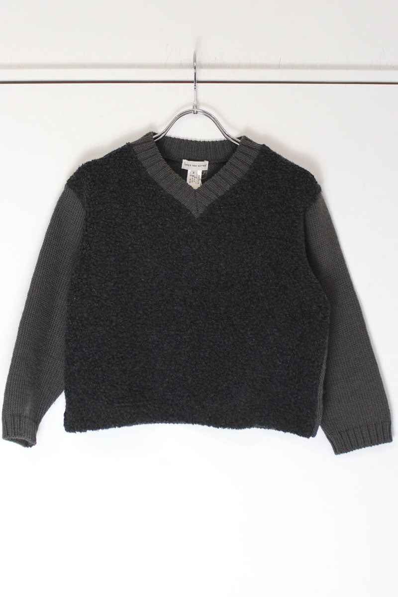 DRIES VAN NOTEN | V-NECK CROPPED SWEATER / CHARCOAL/GRAY [USED]