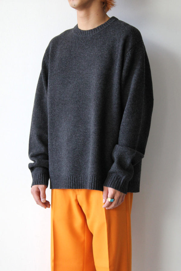 KNIT SWEATER / BLACK