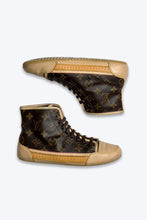 画像をギャラリービューアに読み込む, LOUIS VUITTON | MADE IN ITALY LEATHER MONOGRAM SNEAKERS [USED]