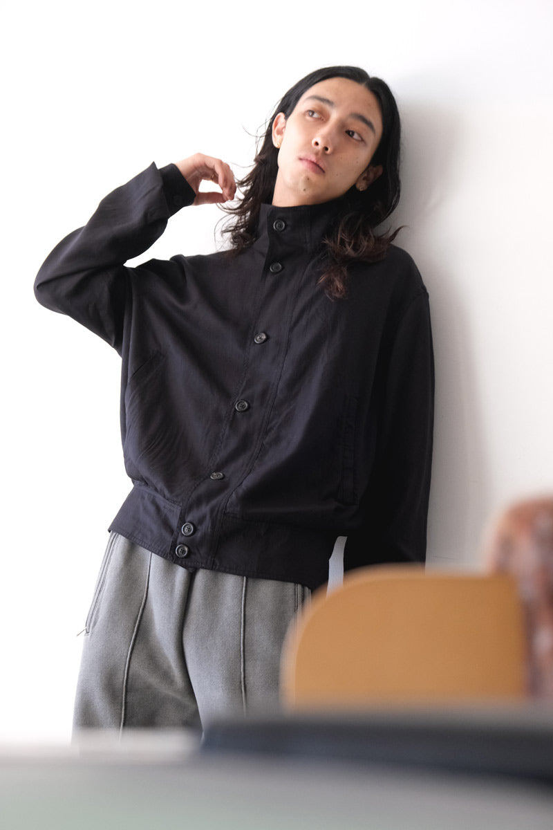 OUR LEGACY | MOCK BOMBER / DRAPING BLACK LYOCELL モックネック