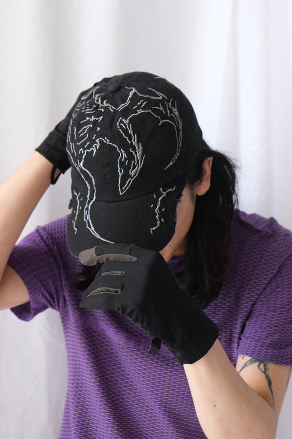 RYLI EMBRIODERED 6 PANEL CAP / WASHED BLACK