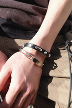 Load image into Gallery viewer, SUPERSLIM BRACELET / GRIZZLY BLACK LEATHER