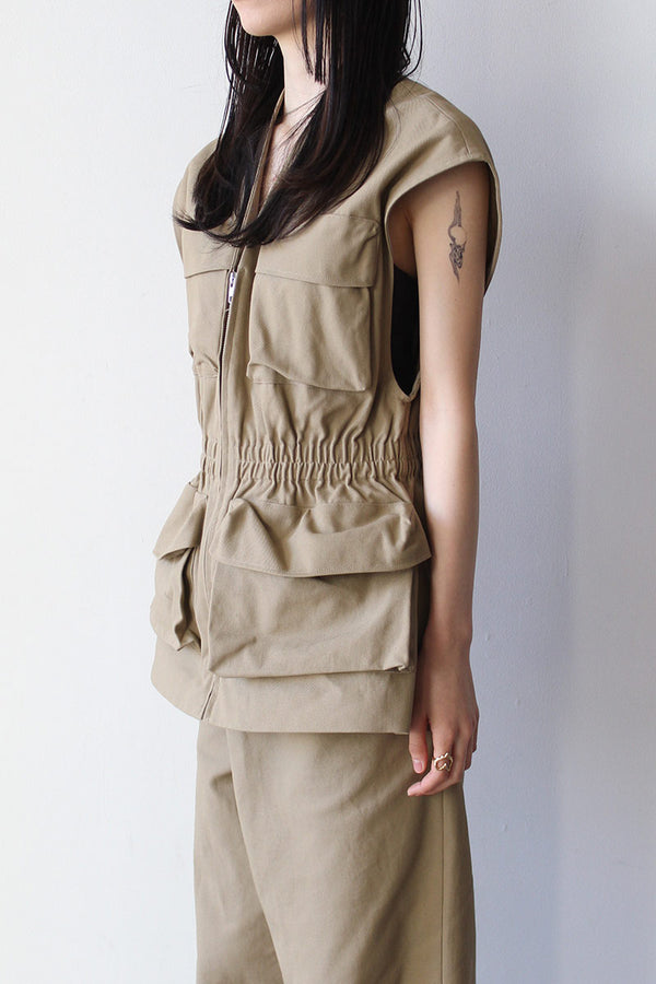 POCKETS UTILITY GILET / BEIGE [40%OFF]