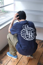 画像をギャラリービューアに読み込む, ATRAS MONOGRAM TEE / DRESS BLUE