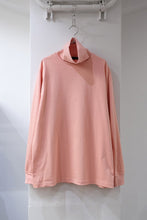Load image into Gallery viewer, PLAINE TURTLENECK / PINK