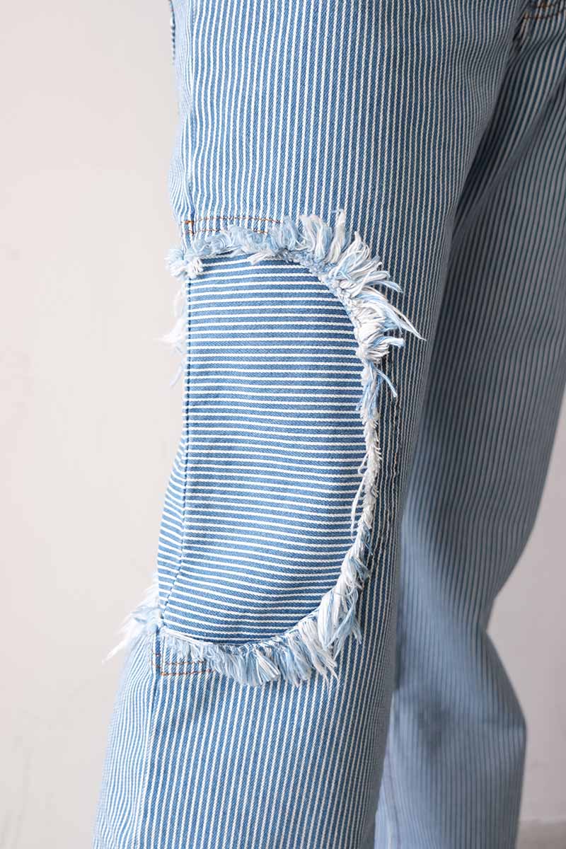 CIRCLE WINDOW JEANS / LIGHT WASH BLUE STRIPE [30% 할인]