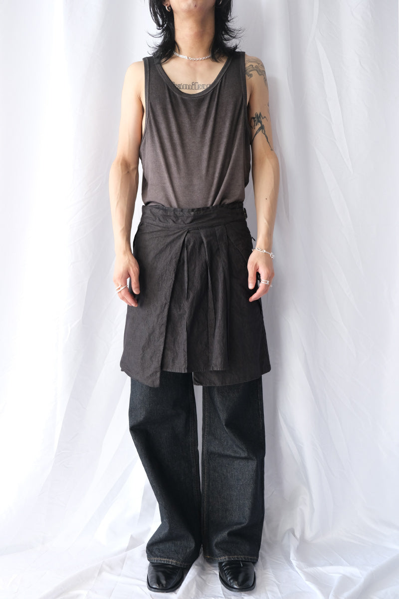 GARMENT DYED WRAP GURKHA SKIRT .15 / BLACK