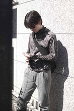 画像をギャラリービューアに読み込む, LAKI MELTED PRINT UV HOODIE / OLIVE