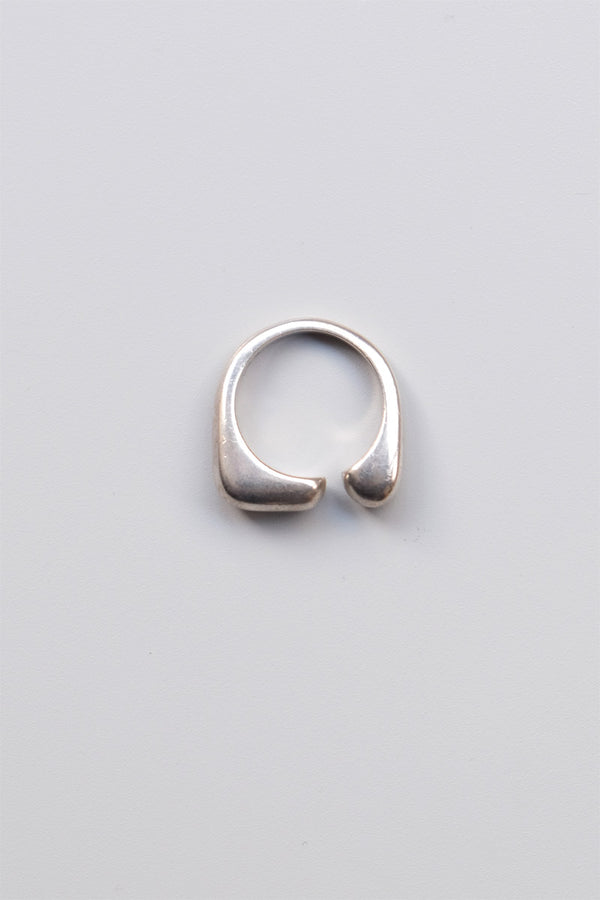 ''GEORG JENSEN'' MODEL NUMBER 409 DESIGNED BY 'AGNETE DINSEN' SILVER 925 RING / SILVER