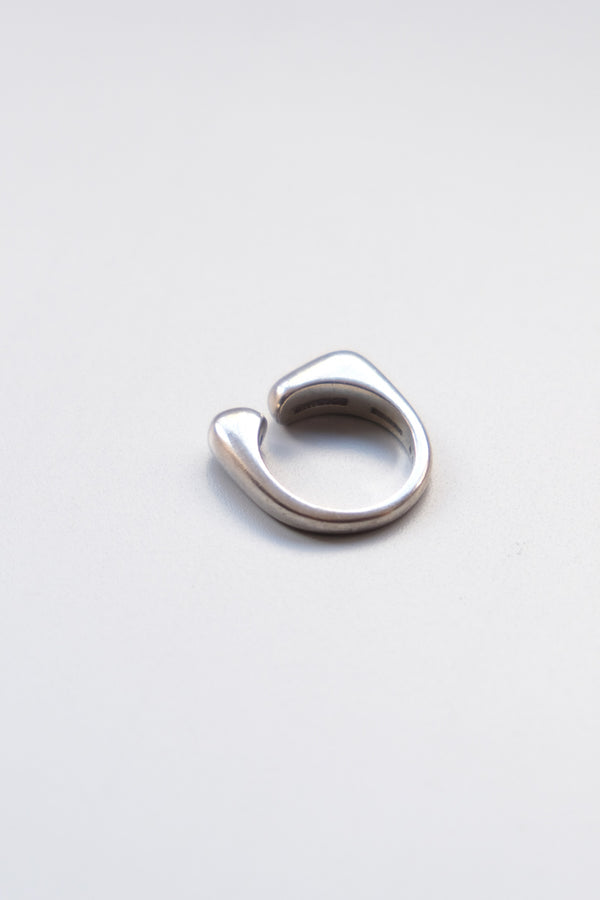 ''GEORG JENSEN'' MODEL NUMBER 409 DESIGNED BY 'AGNETE DINSEN' SILVER 925 RING / SILVER