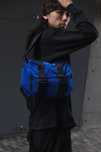 CORDUROY MESSENGER BAG(S) / BLUE