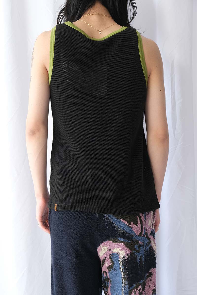 RIB EDGE TANK / SMOKE