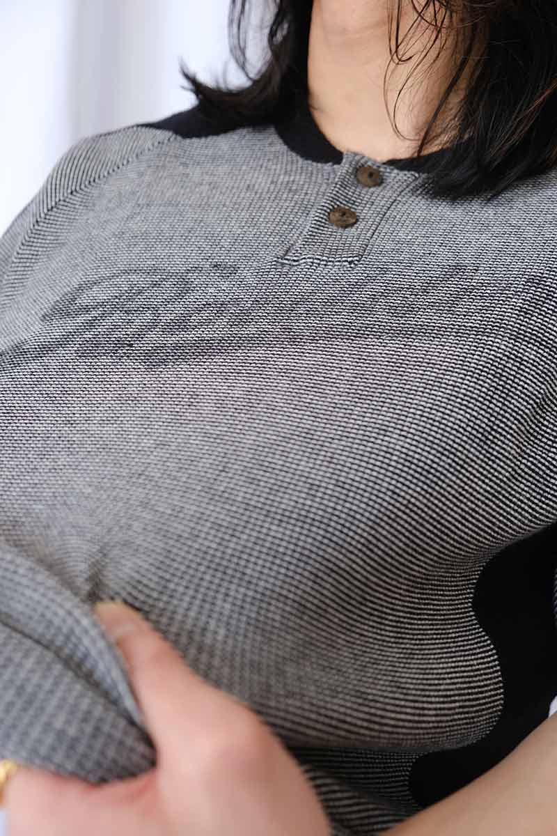 TEXTURED LAYER T-SHIRT / SMOKE GREY