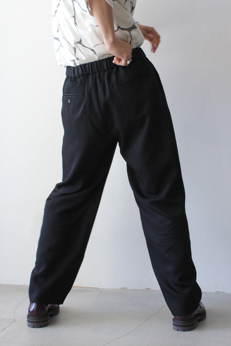 VISCOSE WOOL STRETCH EASY PANTS / BLACK [40% OFF]