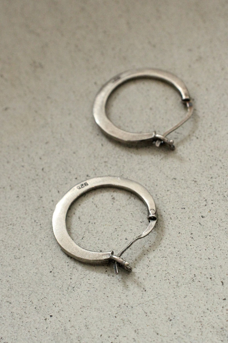 925 SILVER EARRINGS / SILVER